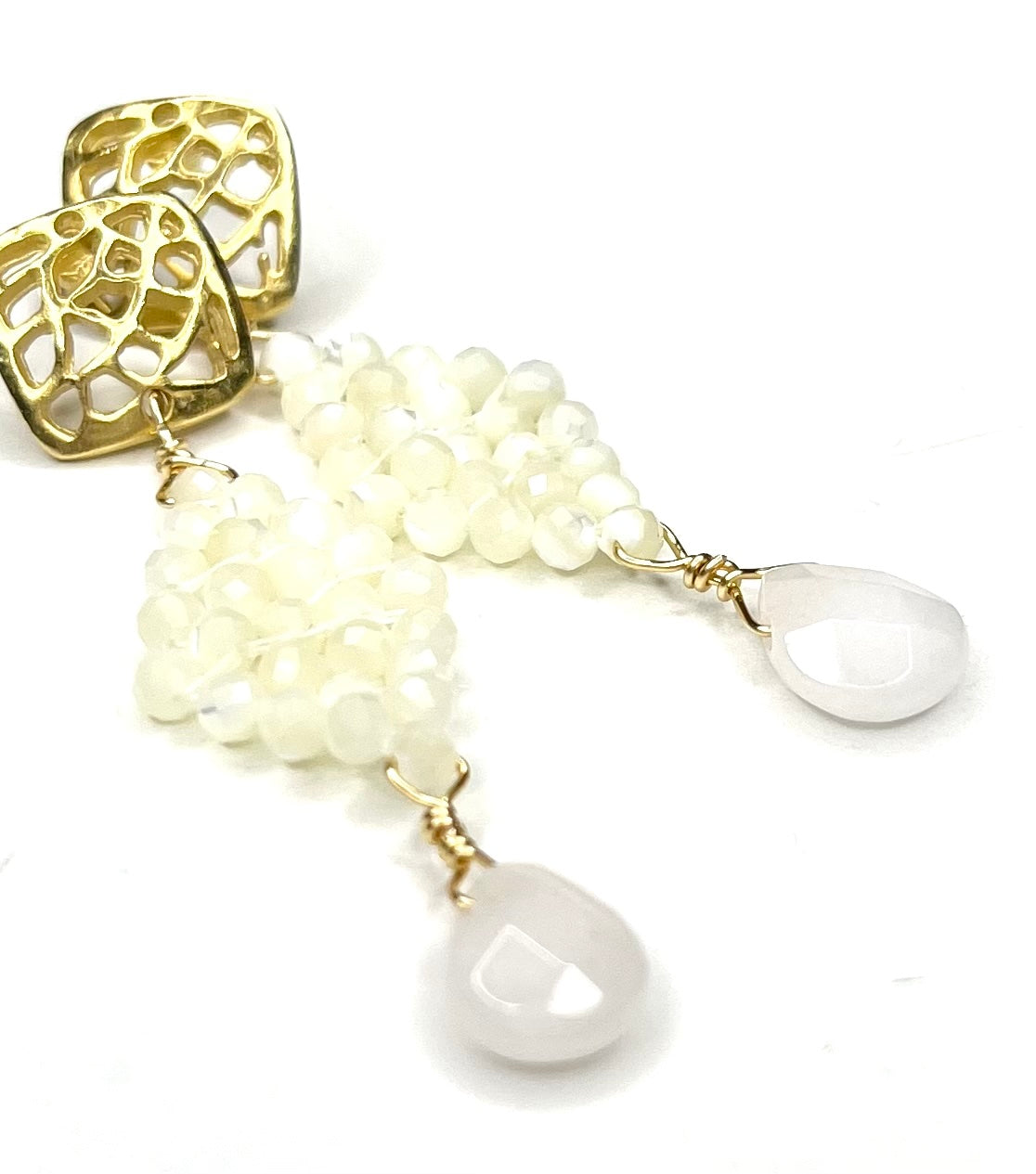 Solid Color Diamond Shaped Woven Earring (2 stone options)