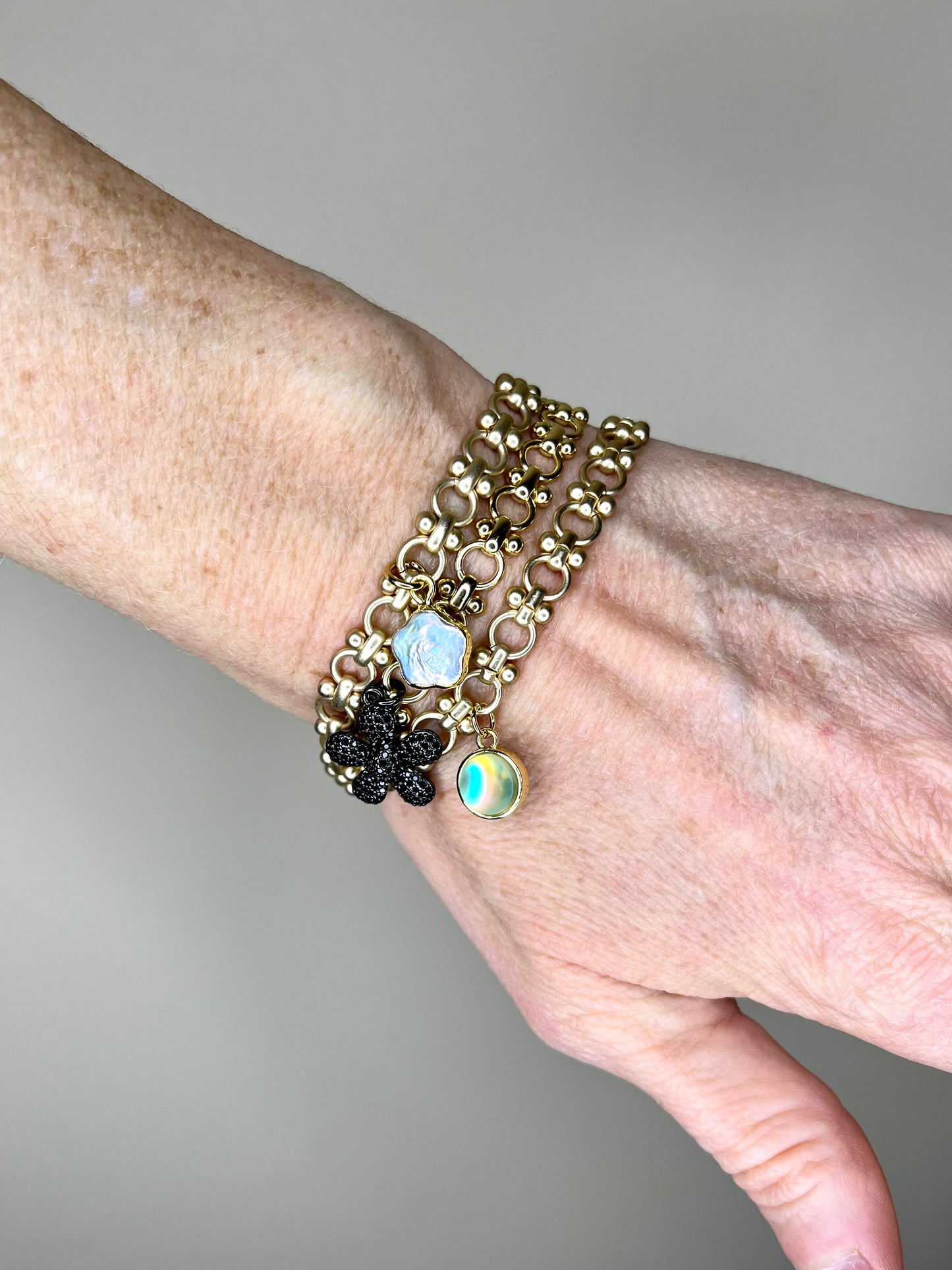 Dema Bracelet- Black Flower Charm