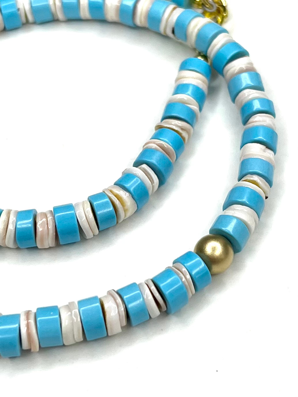 Turquoise and Shell Short Necklace