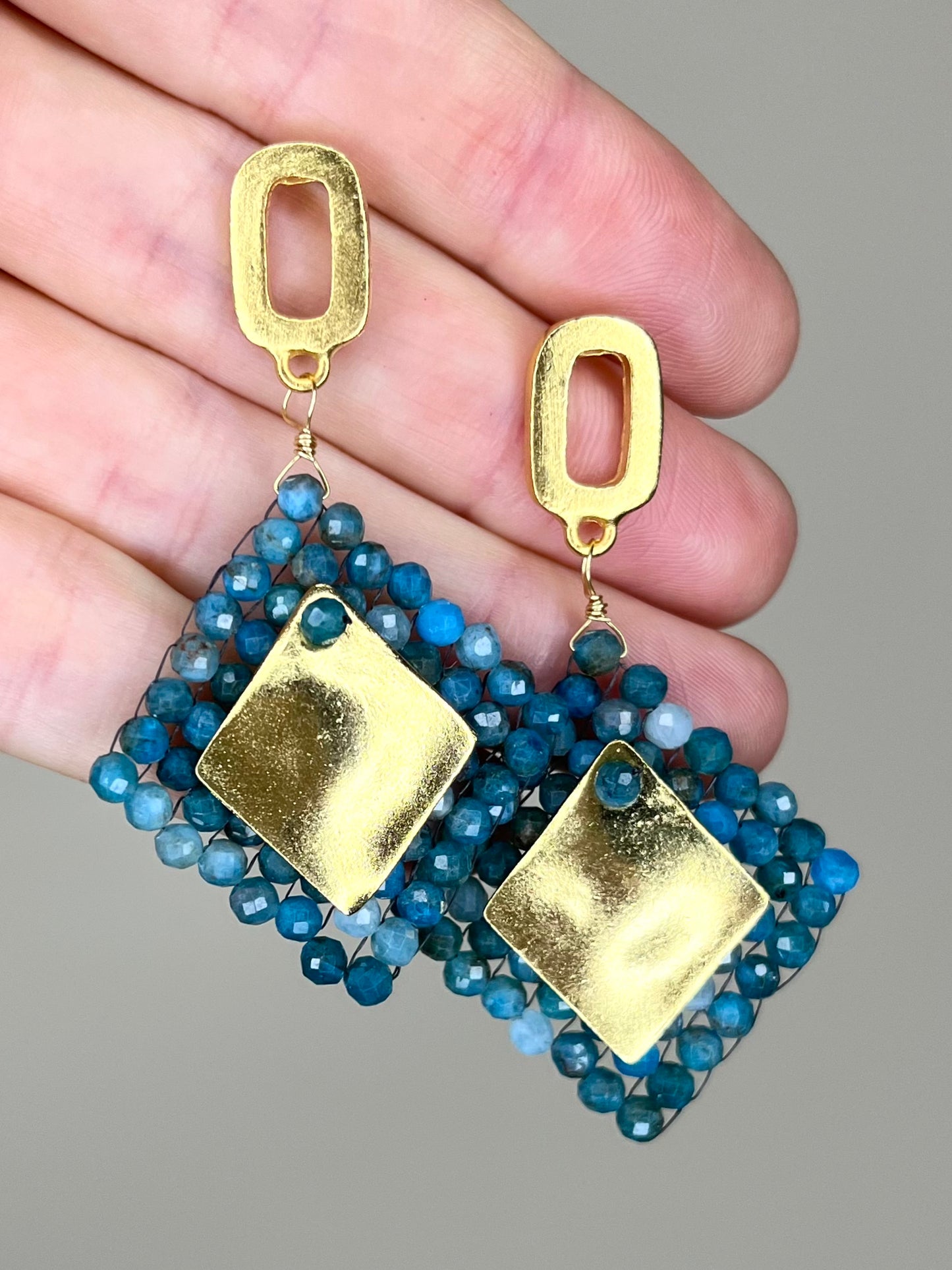 Stacy Earring (2 stone options)