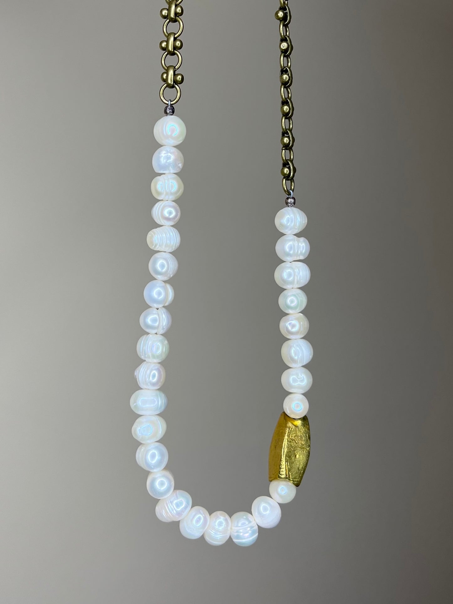 White Pearl Necklace with Bronze