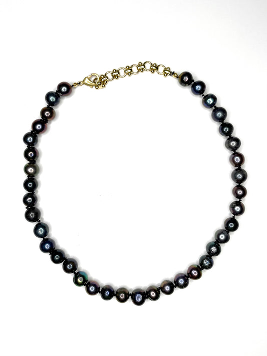 Hand Knotted Peacock Pearl Choker